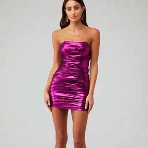 ASTR The Label Metallic Strapless Mini Dress – Magenta Ruched – Size S